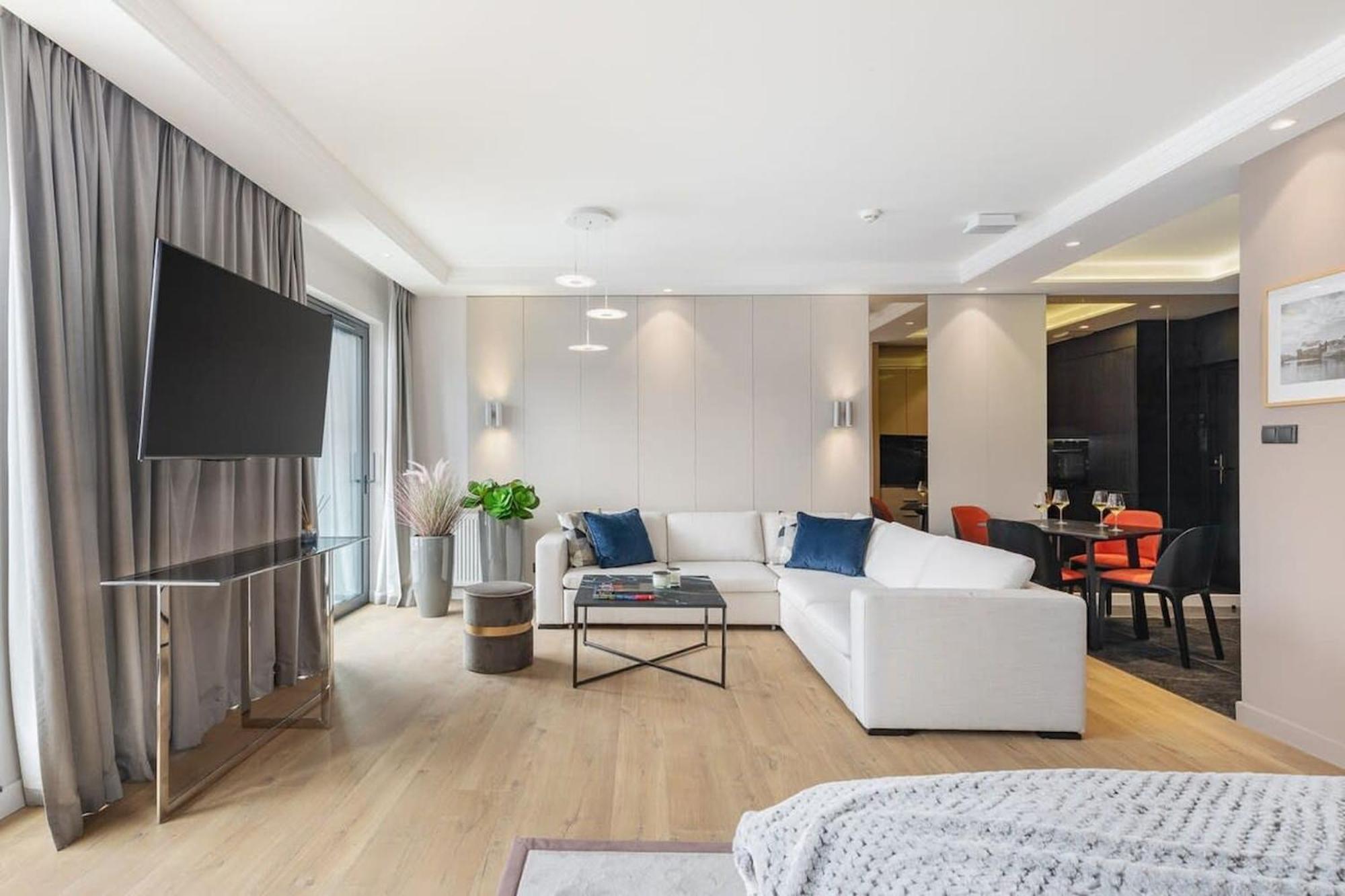 Rent Like Home - Deo Plaza Wyspa Spichrzow Gdańsk Kültér fotó