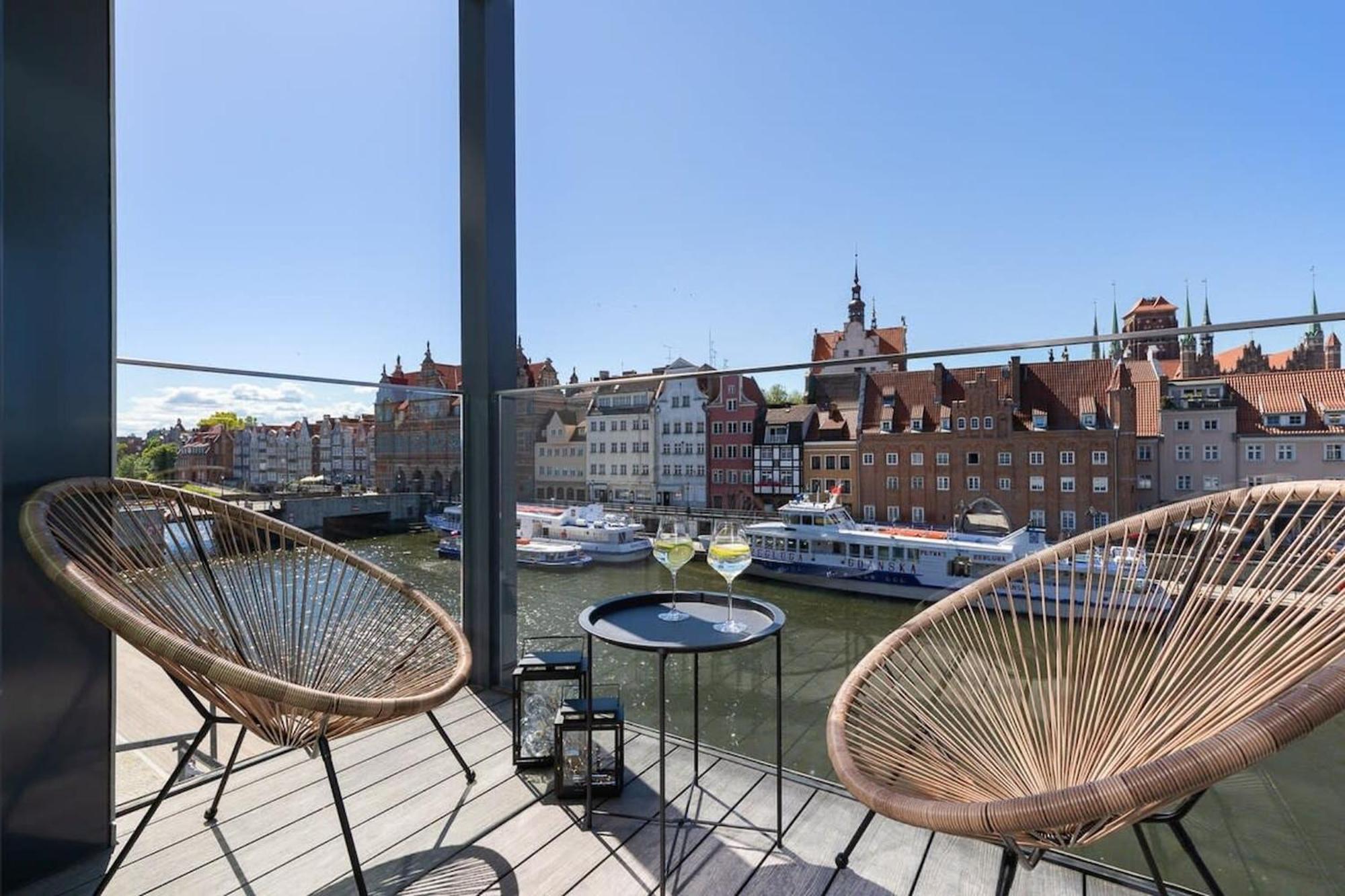 Rent Like Home - Deo Plaza Wyspa Spichrzow Gdańsk Kültér fotó