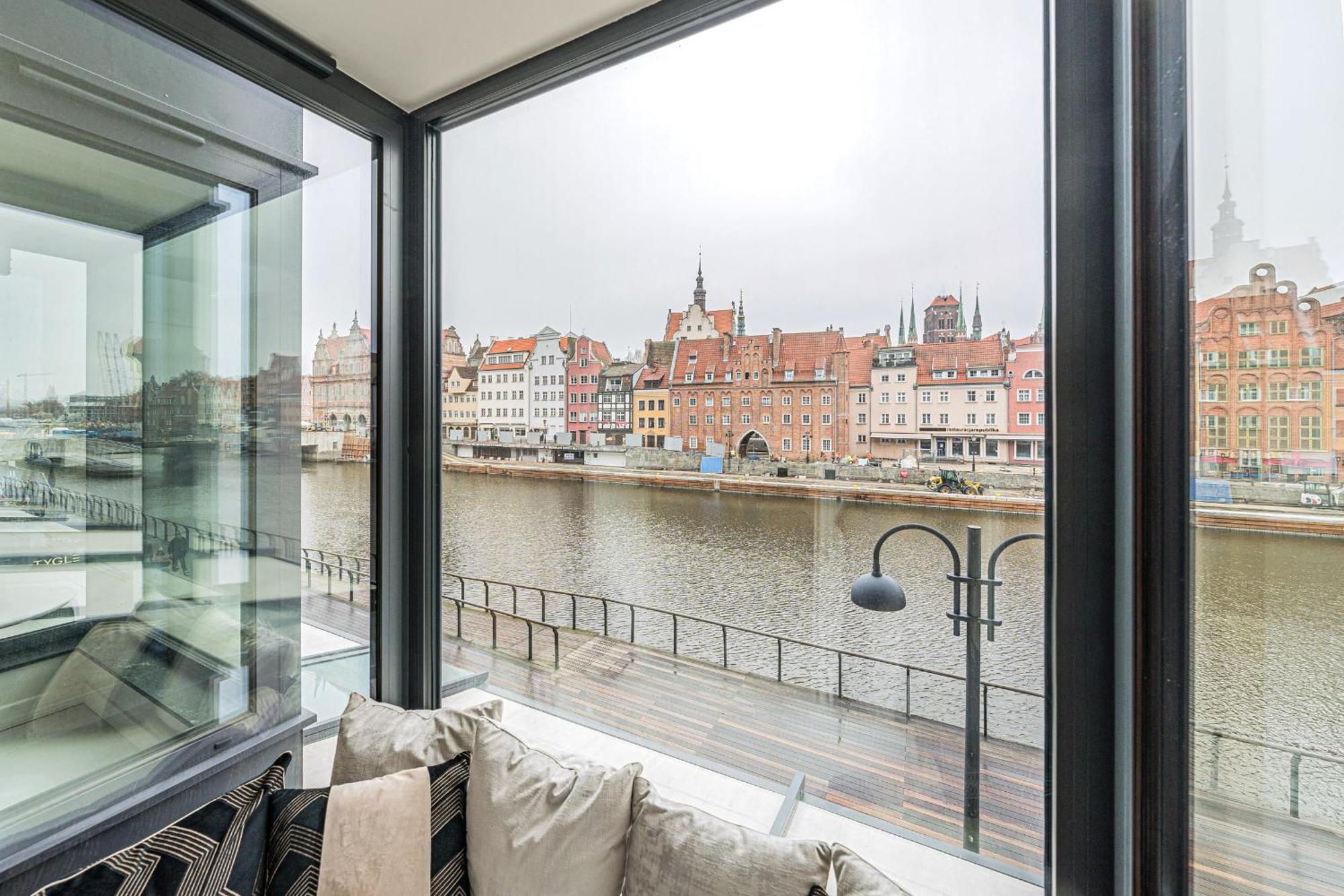 Rent Like Home - Deo Plaza Wyspa Spichrzow Gdańsk Kültér fotó