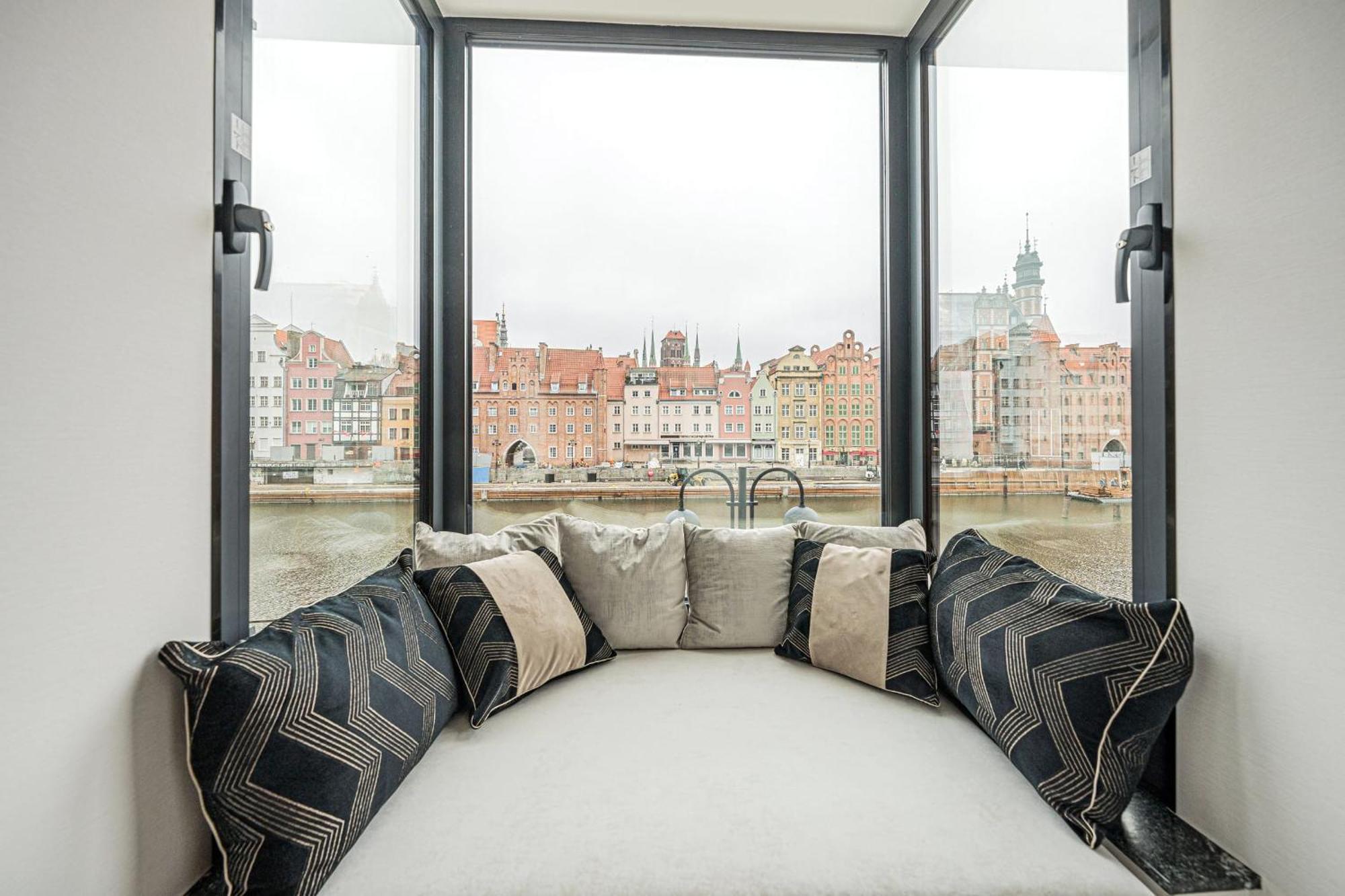 Rent Like Home - Deo Plaza Wyspa Spichrzow Gdańsk Kültér fotó